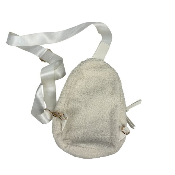 Sherpa Crossbody Bag With Adjustable Strap & Zippered Closure - Picture 2 of 5